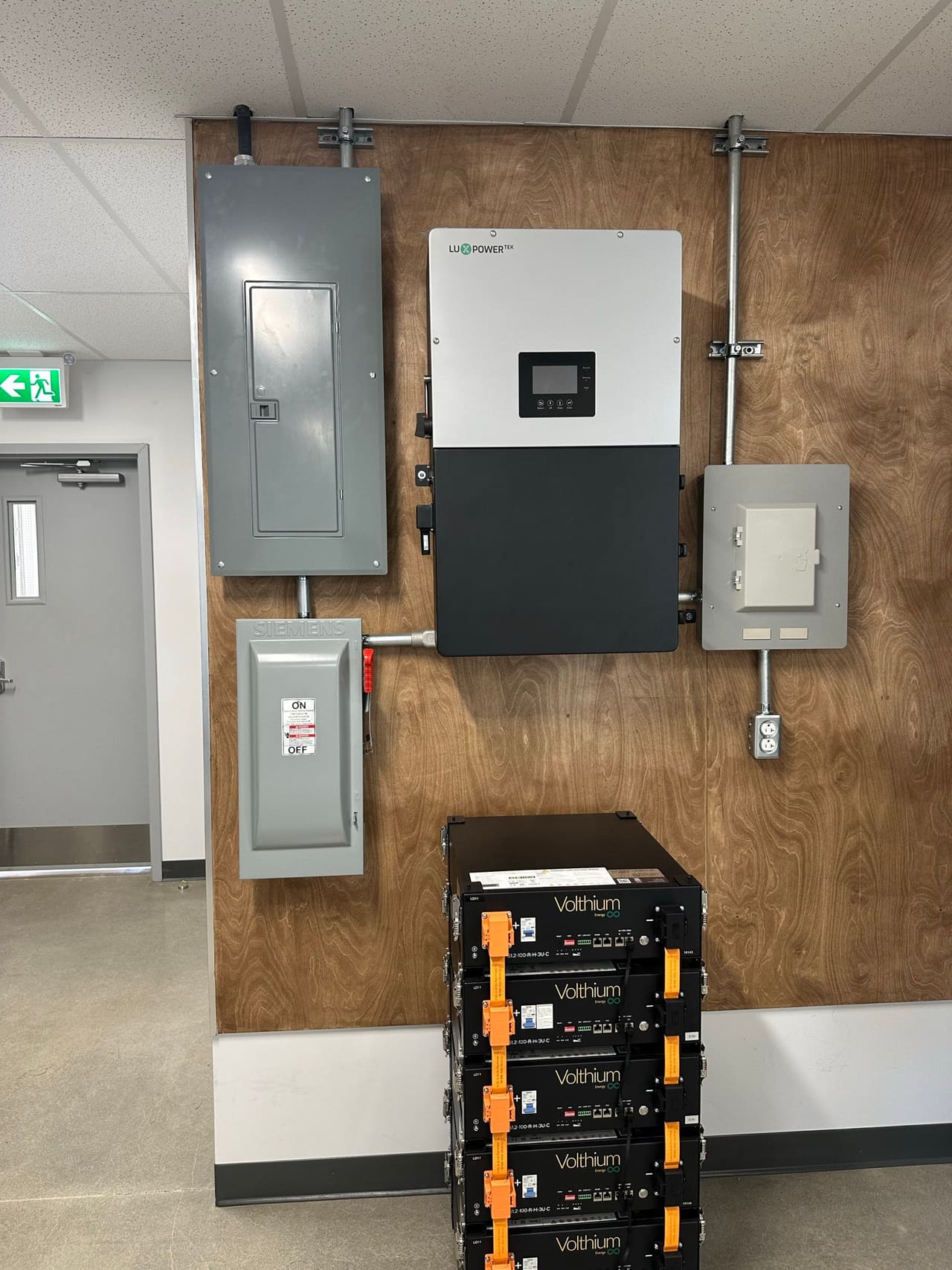 Batterie de secours — Boisvert Électrique